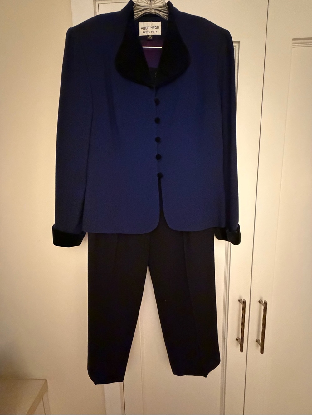 Albert Nipon Vintage Petite 10P Wool Pantsuit – Blue & Black